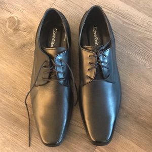 NWOT Calvin Klein 10.5 shoe. 😘